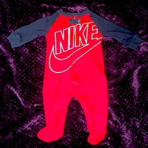 Nike sleeper with footies for boys